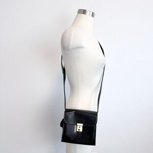 Vintage Pino Black Leather Buckle Purse Wallet Crossbody Key Camera Bag Square
